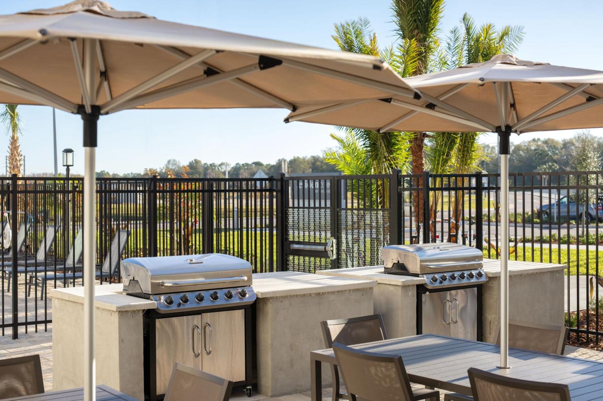 Residence Inn By Marriott Tampa ウェスレイ・チャペル エクステリア 写真